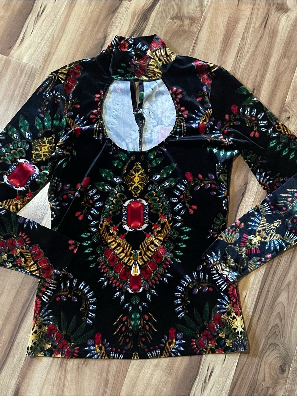 Bisou Bisou Velvet Top Size M Jewel Print Mock Neck Keyhole Long Sleeve Velour